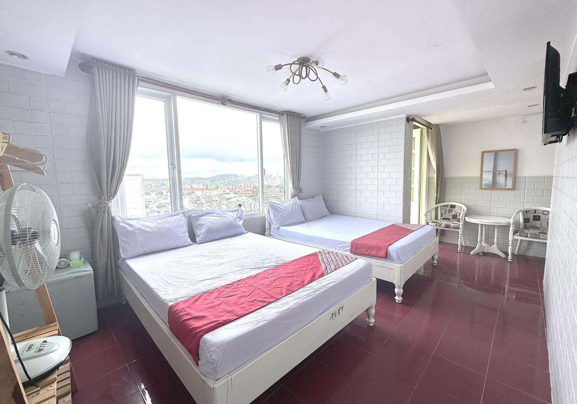 Khách Sạn LÊ VŨ Da Lat Esterno foto