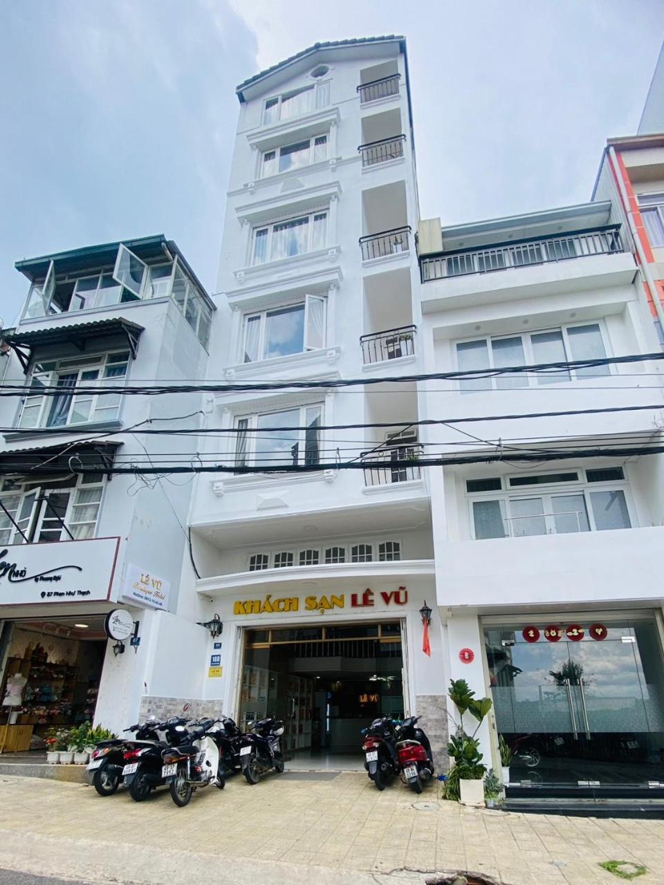Khách Sạn LÊ VŨ Da Lat Esterno foto